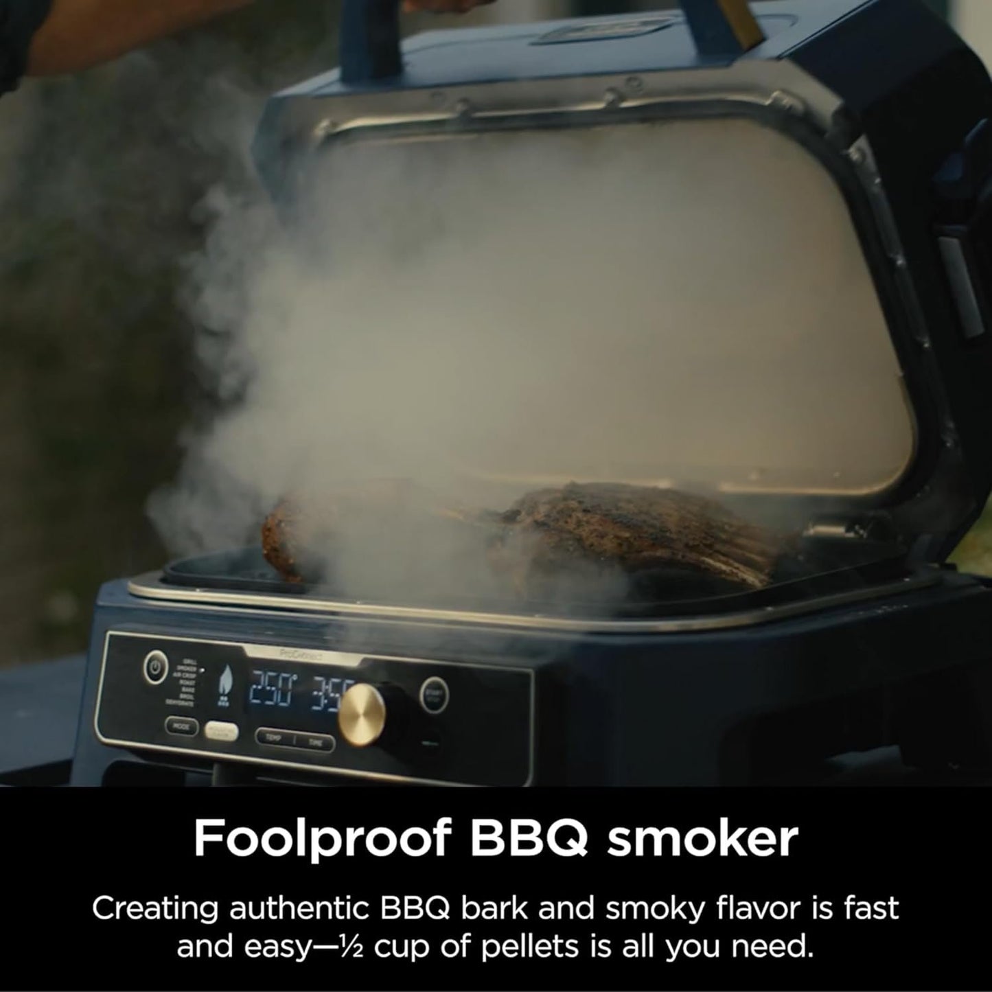 Ninja Woodfire Pro Connect XL Outdoor Grill & Smoker | Bluetooth, App Enabled | 7-in-1 Grill, BBQ Smoker, Outdoor Air Fryer | Woodfire Technology | Built-In Thermometer | Green & Gold | OG951GN2