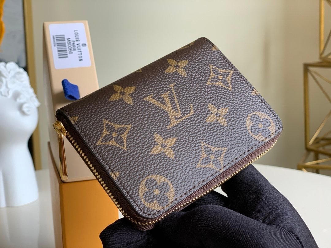 Louis Vuitton Monogram Clutch 11cm Brown