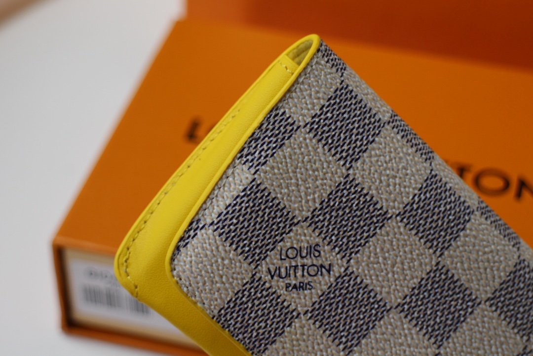 Louis Vuitton Daimer Wallet White
