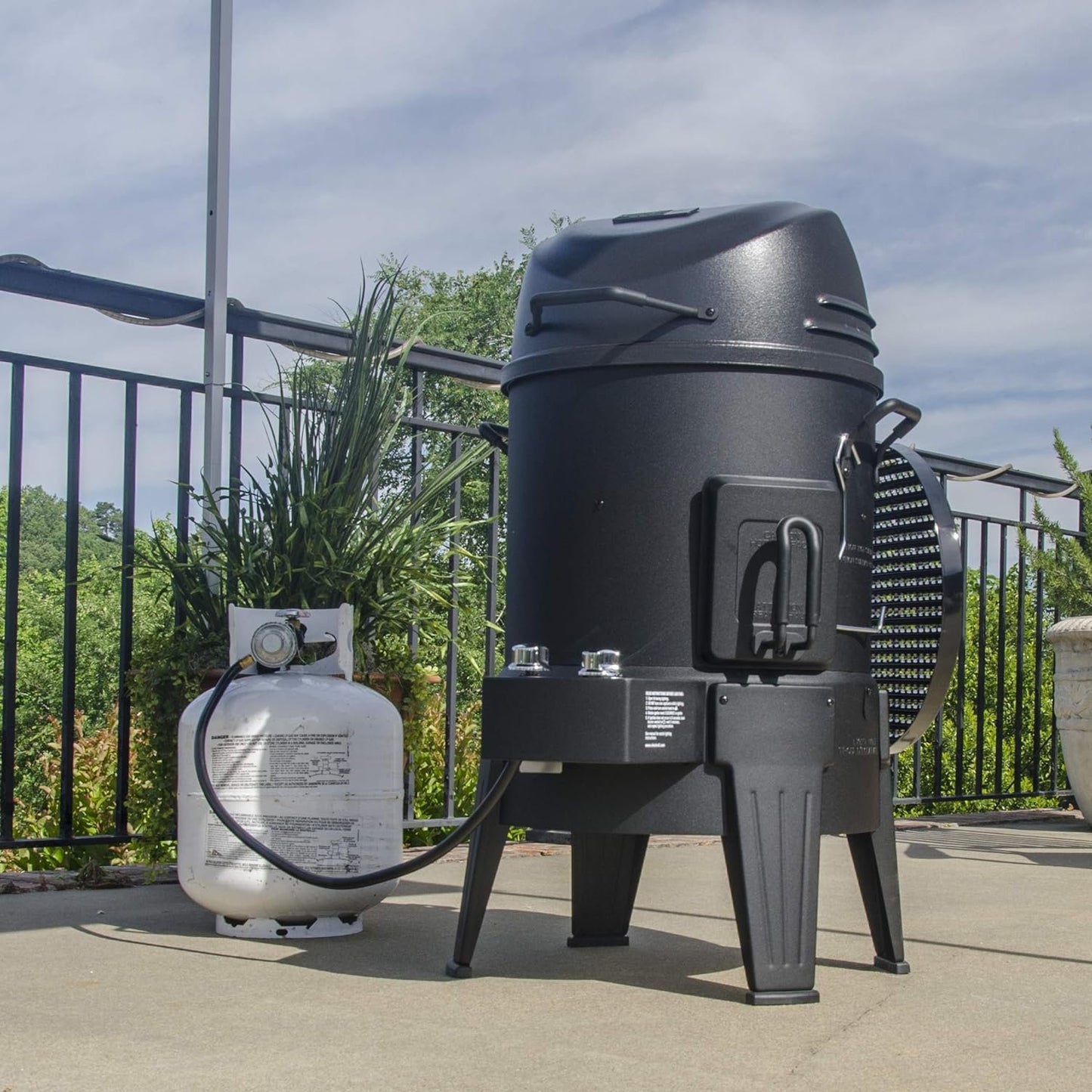 Charbroil The Big Easy TRU-Infrared 3-in-1 Smoker, Roaster & Gas Grill, Black - 14101550