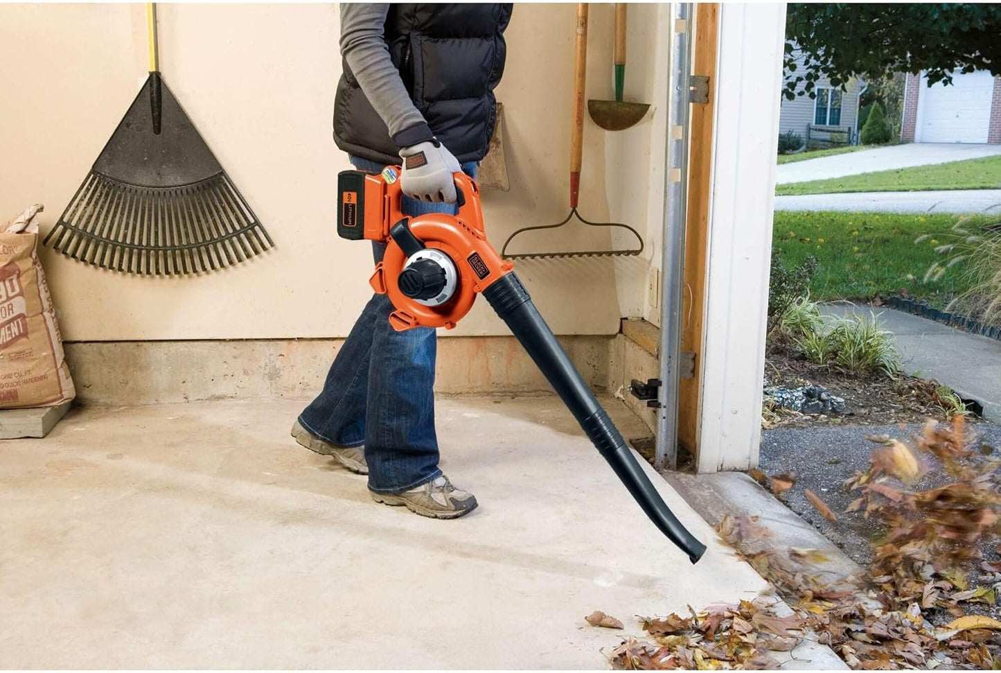 BLACK+DECKER 40V Cordless Leaf Blower Vacuum Mulcher Combo Kit Battery Charger LSWV36