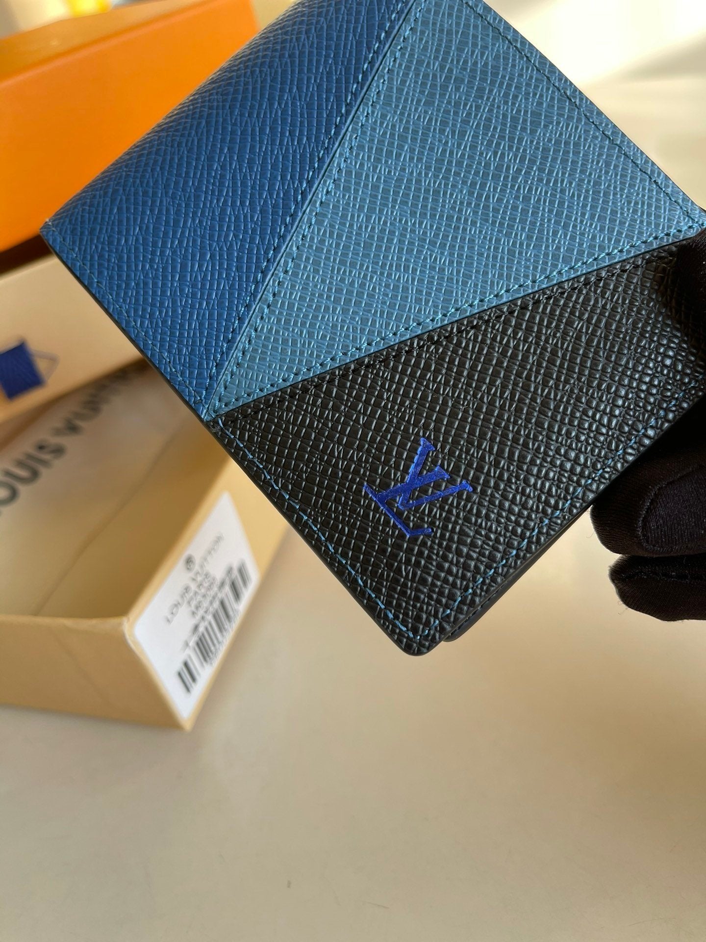 Louis Vuitton Wallet 19cm Blue